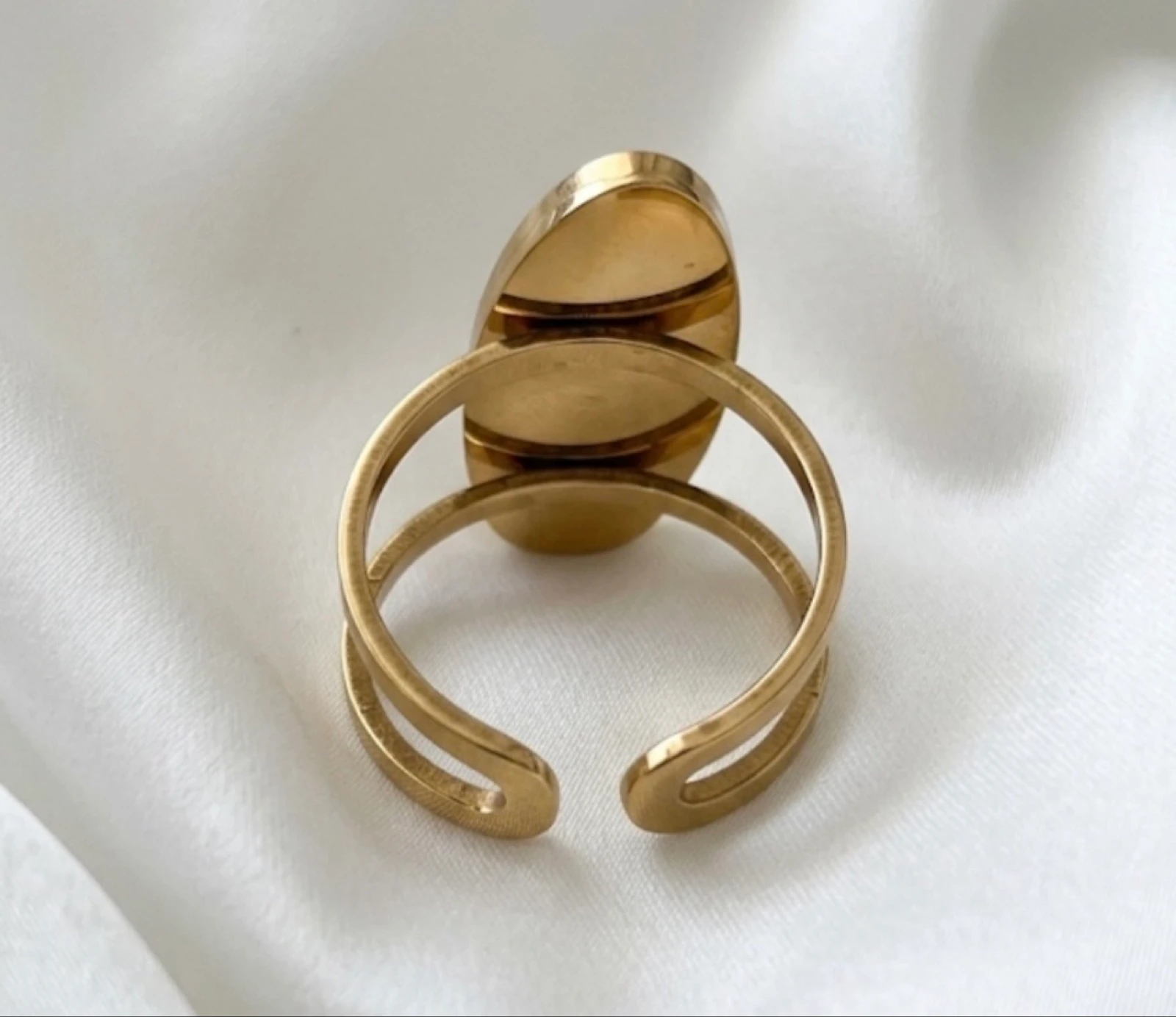 Anillo dorado ajustable en acero inoxidable – photo 2
